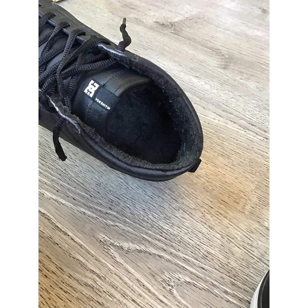 DC Shoes Evan Smith Hi Womens Size 11 Black Shearling Lined Skateboard Sneakers